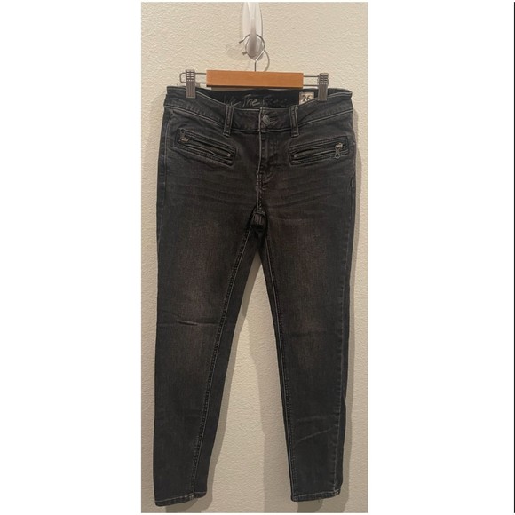 WE THE FREE Jet Low Rise Skinny Zippers Black Jeans - Picture 1 of 5